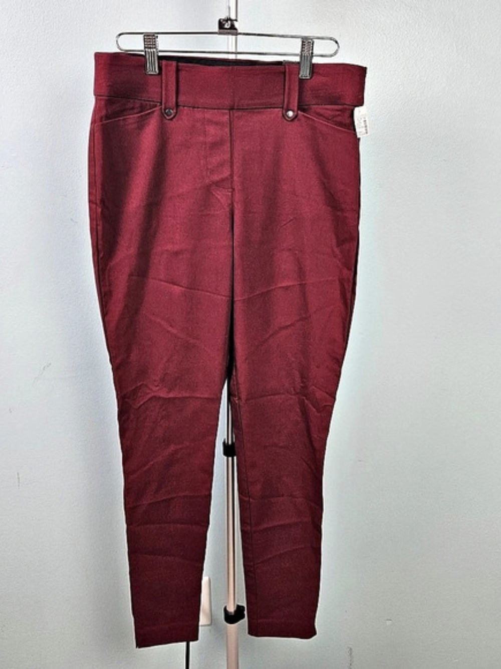 NWT Maurices Pull On Bengaline Skinny Ankle Pant Burgundry Small